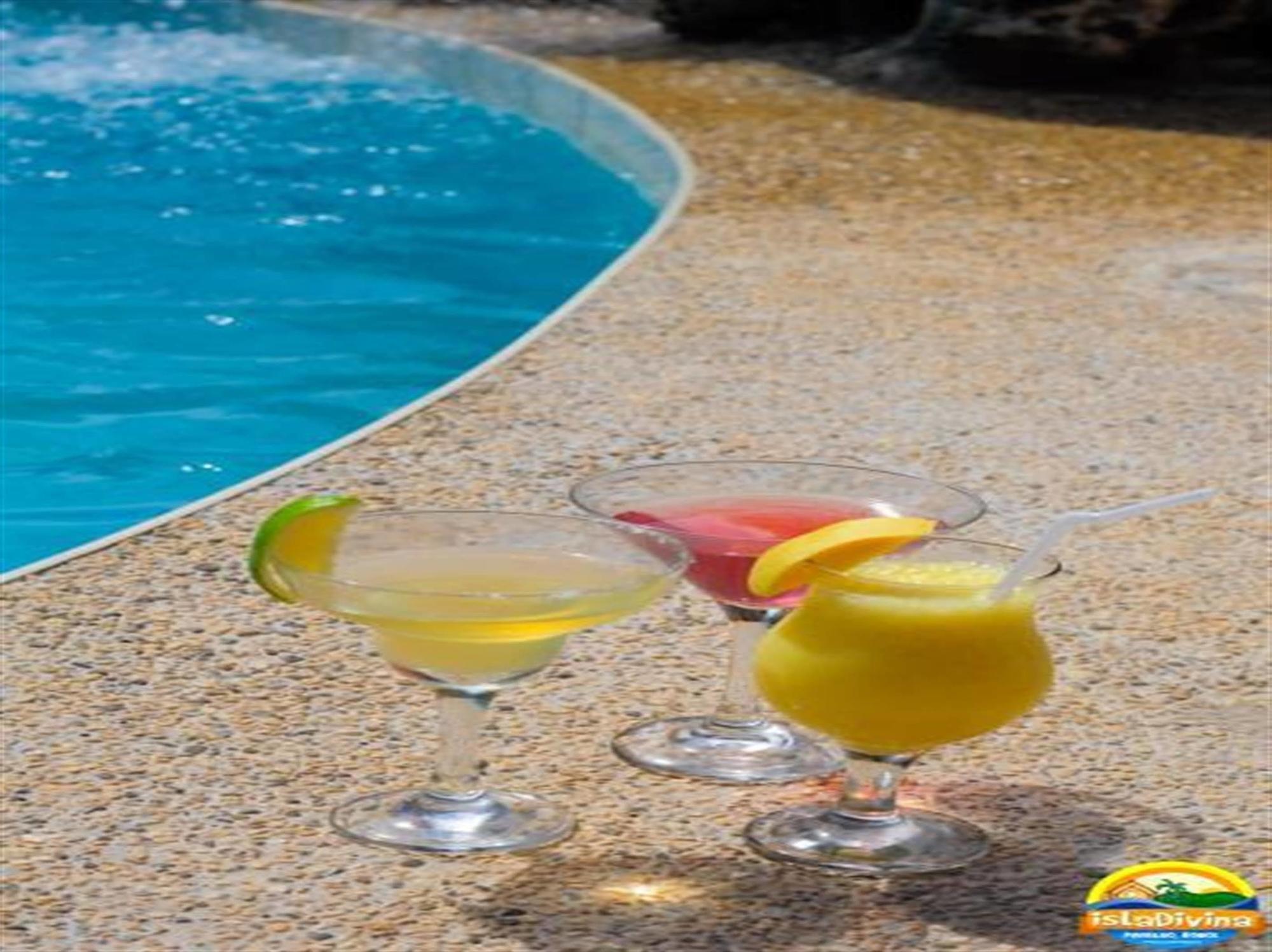 Reddoorz Plus @ Sla Divina Panglao Bohol ภายนอก รูปภาพ